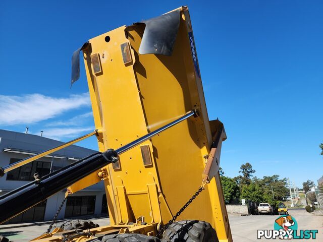 2015 Caterpillar 725C2 Articulated Dump Truck (Stock No. 97672)