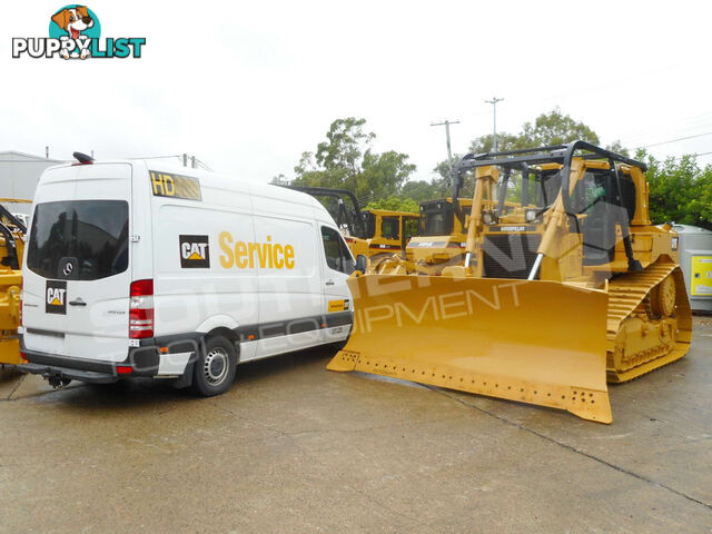 CATERPILLAR D3K XL Bulldozer Stick Rake fitted