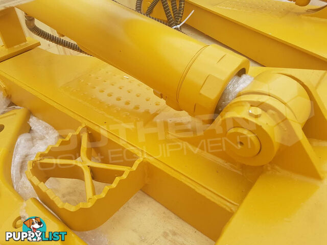 Caterpillar D5M Two Barrel Dozer Rippers