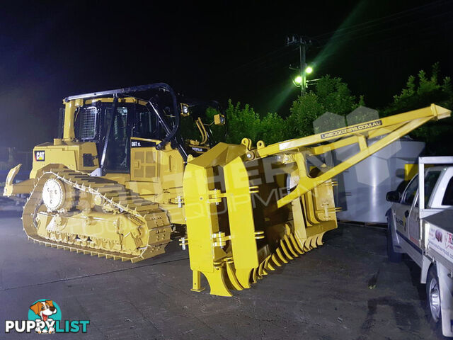 CATERPILLAR D6T XL Bulldozer CAT D6 dozer with Stick Rake & Drive in Tree Spear