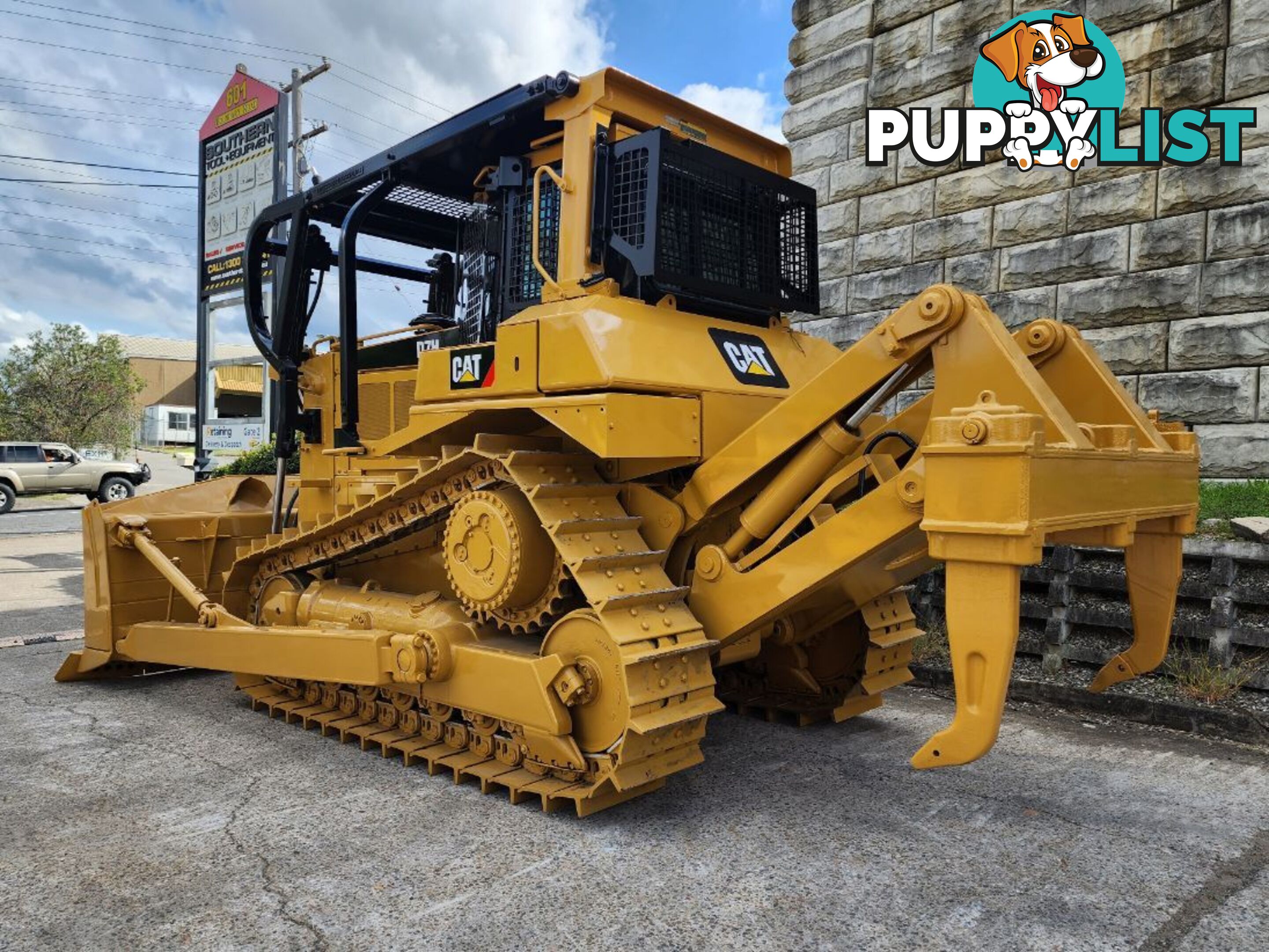 Caterpillar D7H Bulldozer