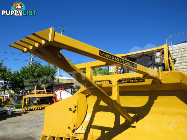 Caterpillar D6T XL Bulldozer with Stick Rake