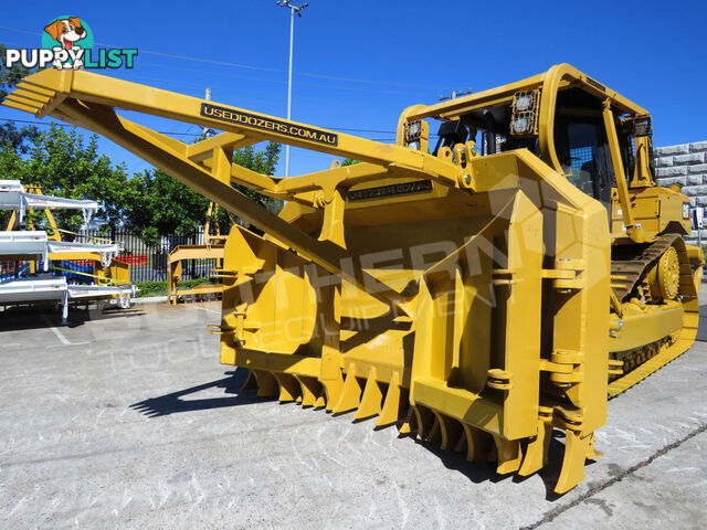 Caterpillar D6T XL Bulldozer with Stick Rake