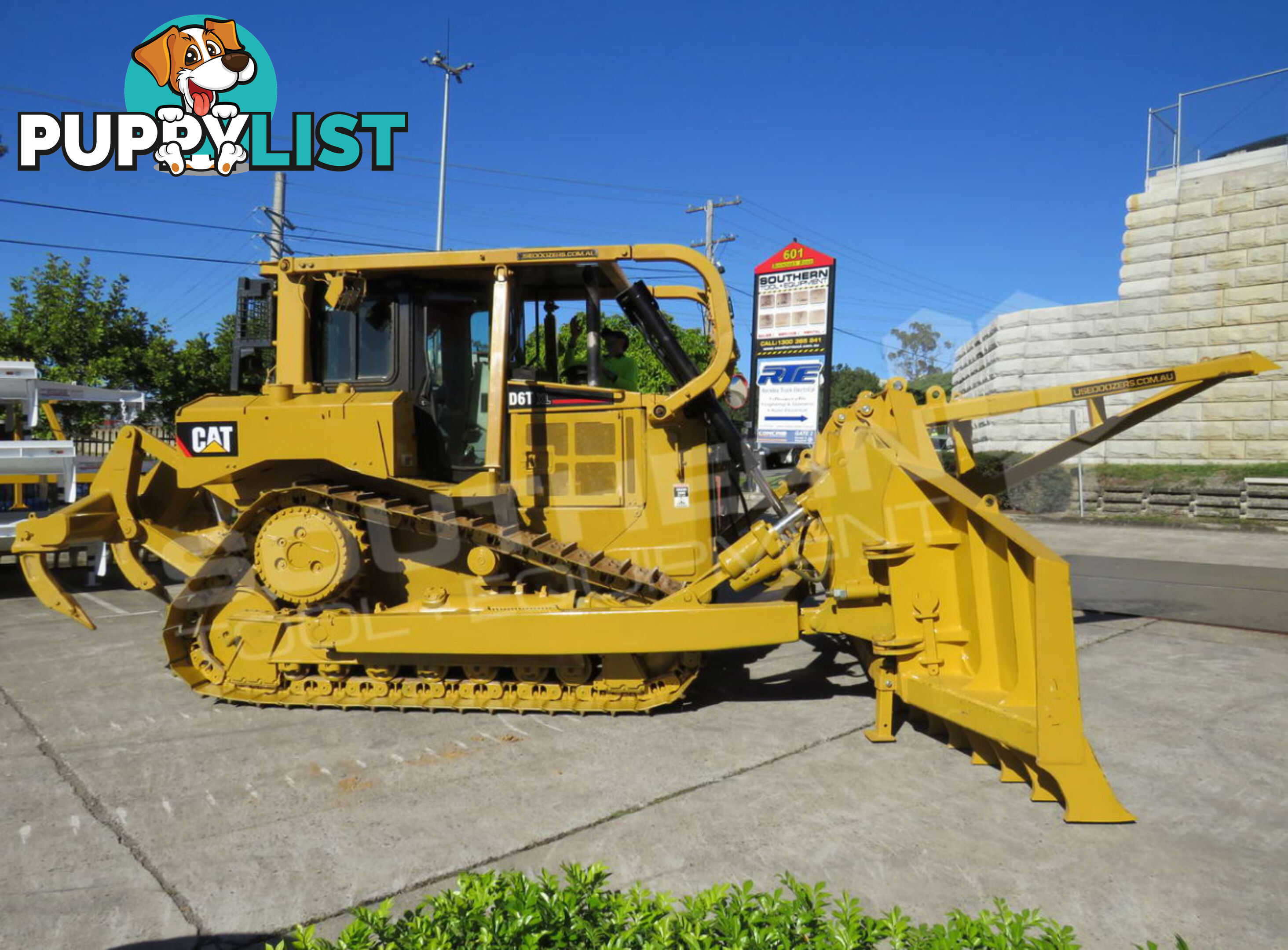 Caterpillar D6T XL Bulldozer with Stick Rake