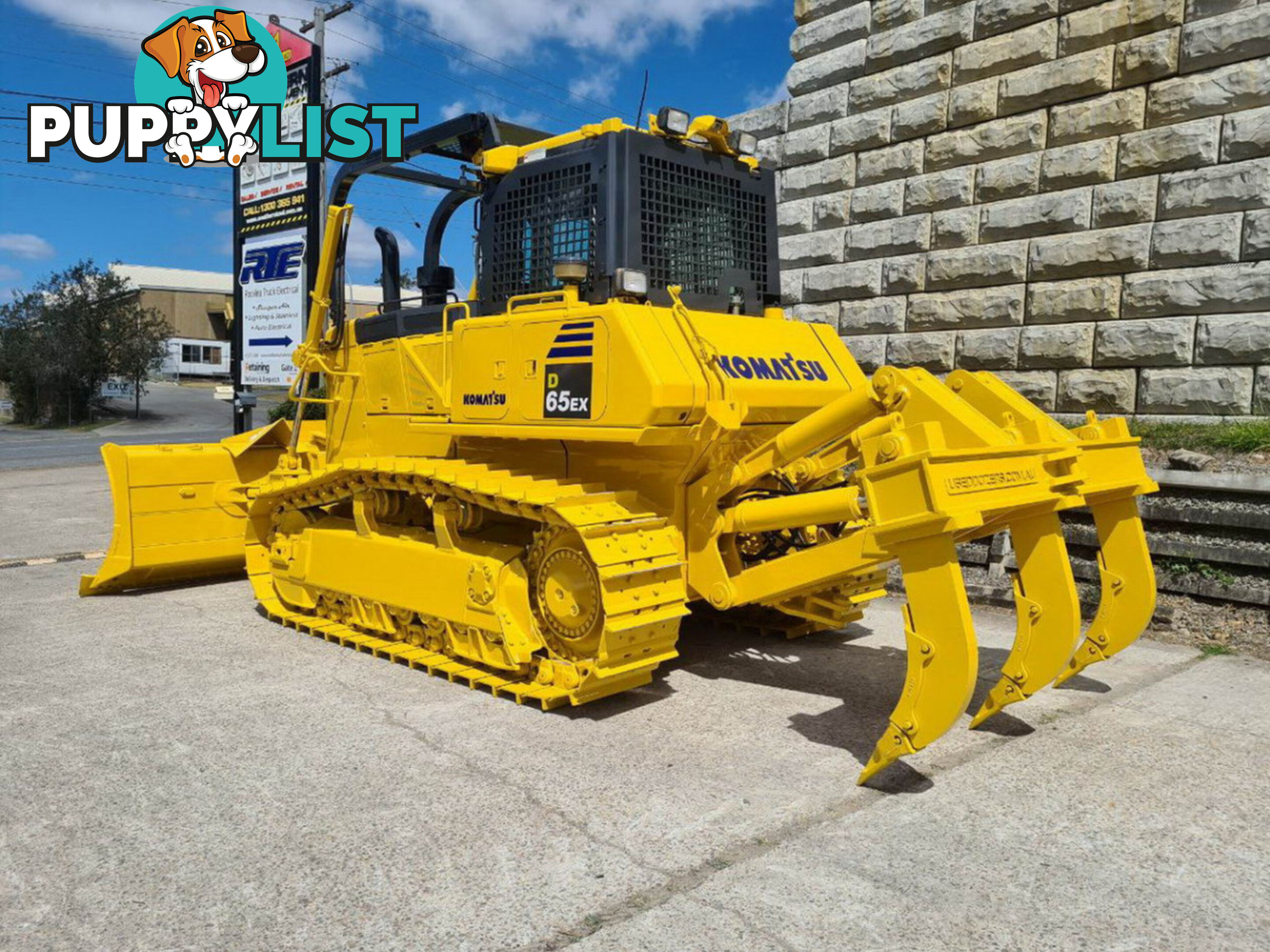 2015 Komatsu D65EX-18 Bulldozer (Stock No. 85942)