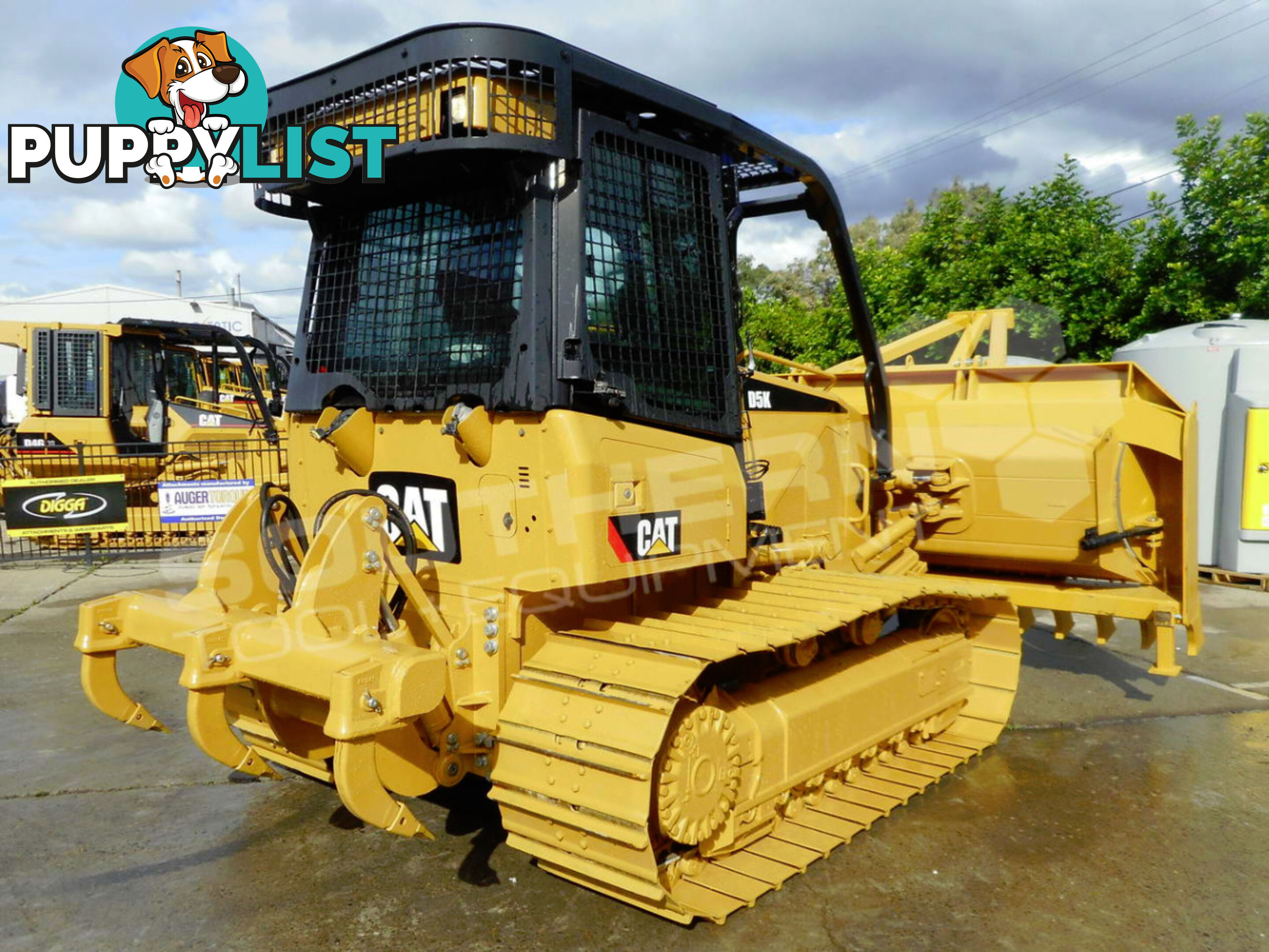 Caterpillar D5K WT Bulldozer with Drive in Stick Rake Tree Spear