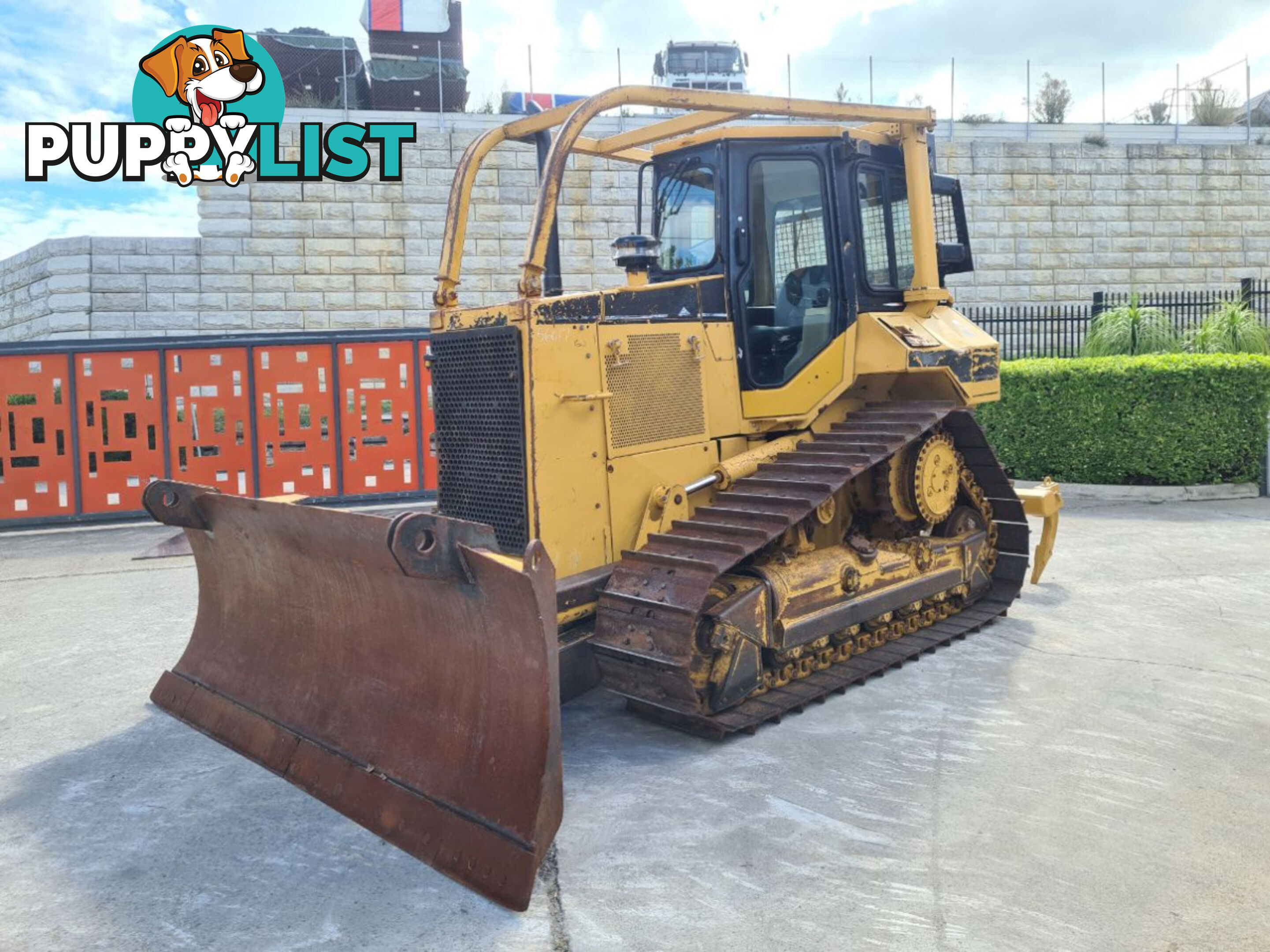 Caterpillar D5M XL Bulldozer (Stock No. 97851)