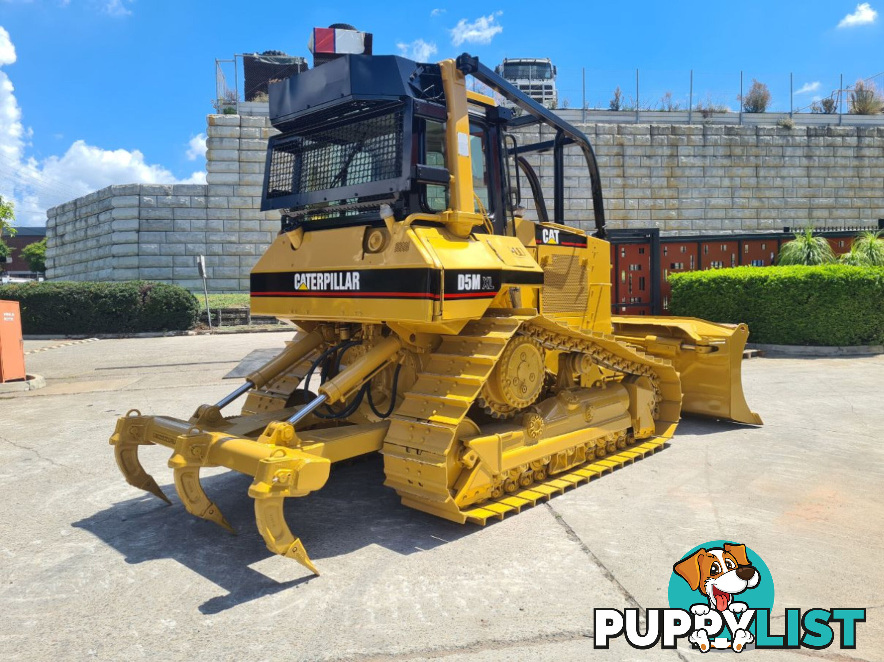 Caterpillar D5M XL Bulldozer (Stock No. 97851)