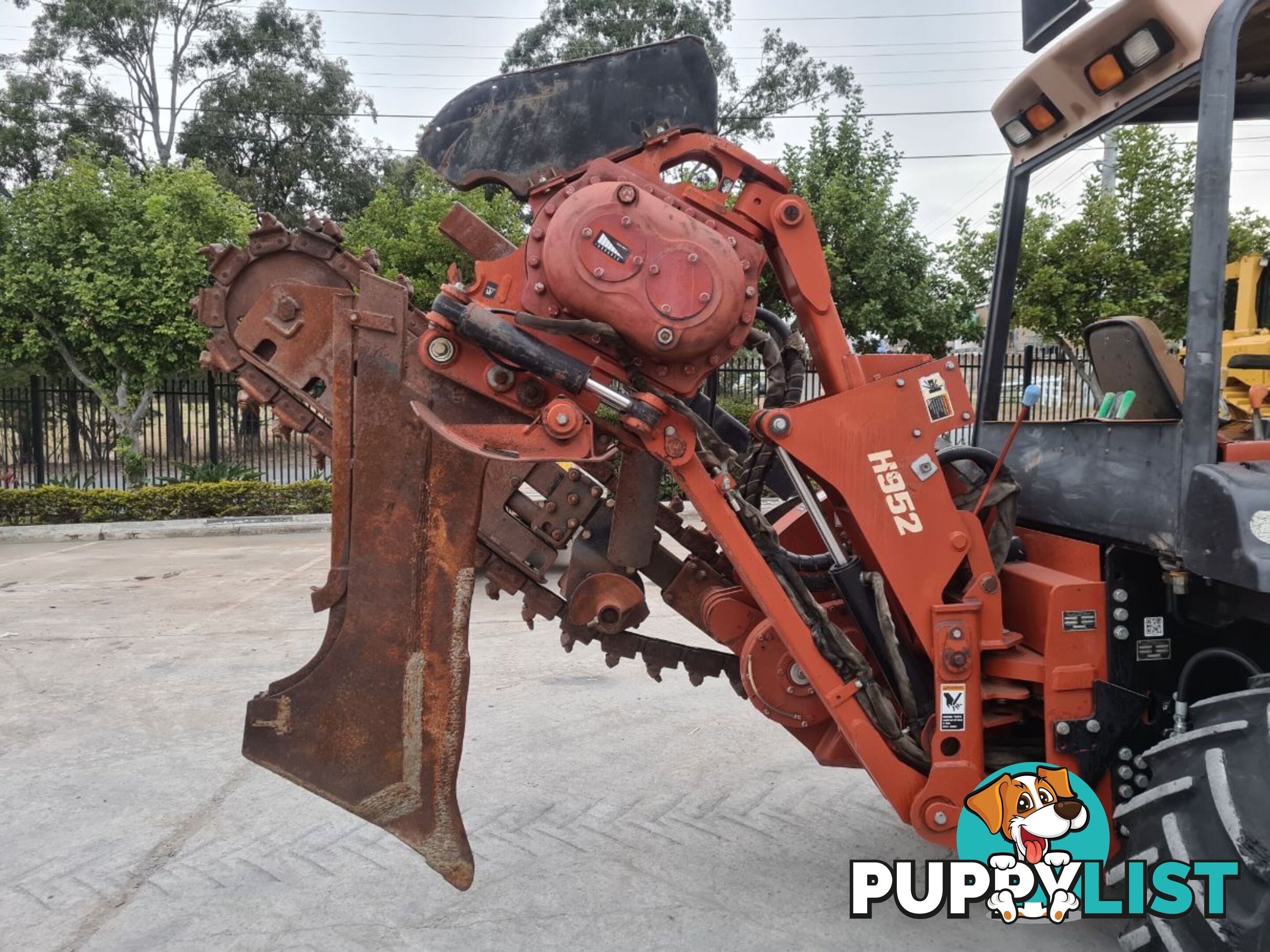 Ditch Witch RT115 Trencher (Stock No. 89694)