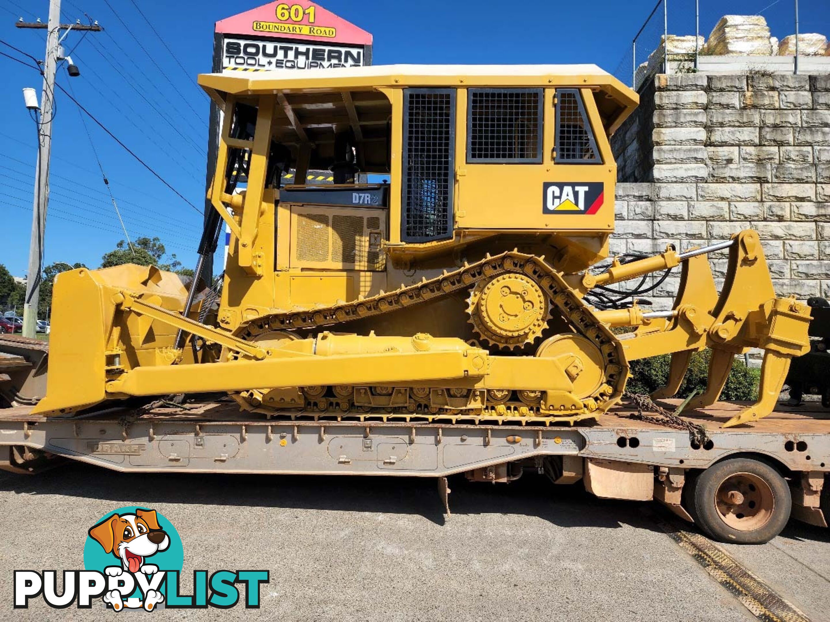 Caterpillar D7R II Bulldozer (Stock No. 83647)