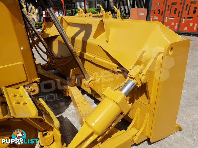 Caterpillar D6T XL Bulldozer SU Blade