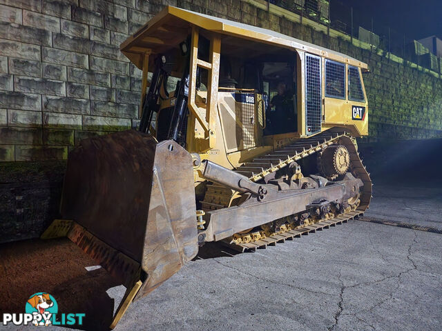 Caterpillar D8R Bulldozer (Stock No. 83631)