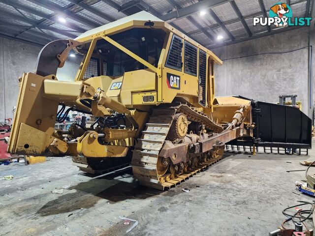 Caterpillar D8R Bulldozer (Stock No. 83631)