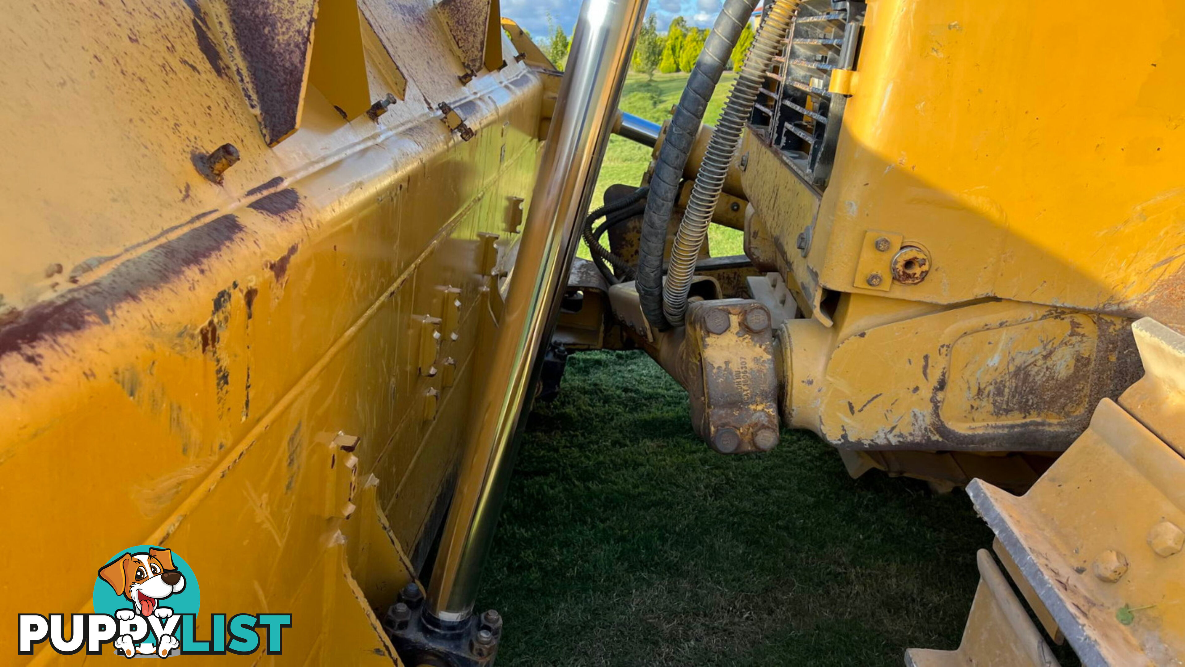 2017 Caterpillar D8R Bulldozer