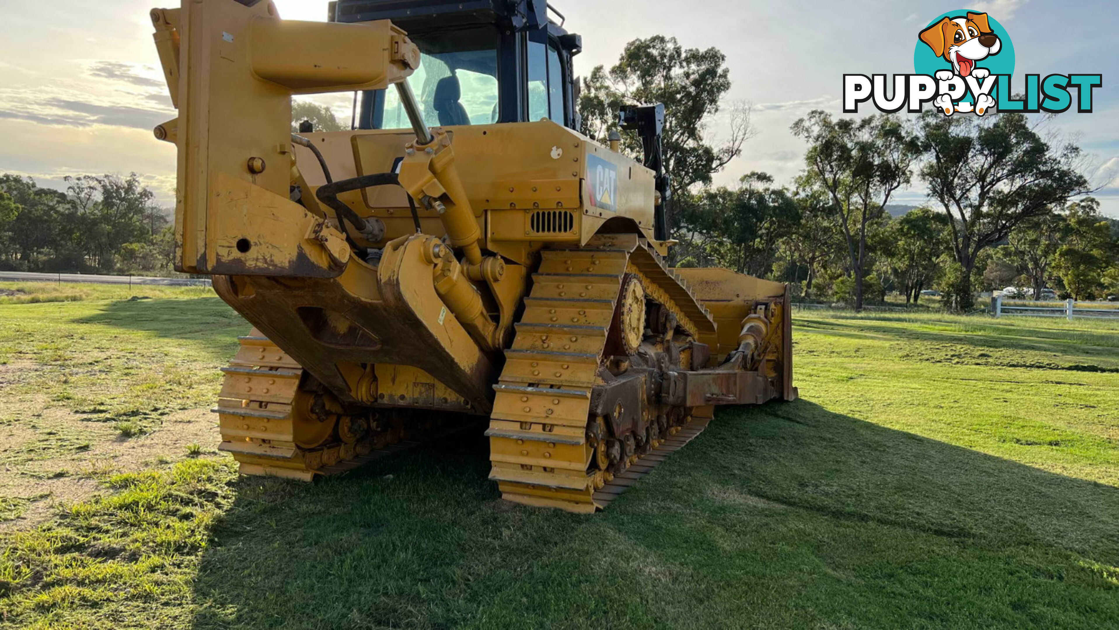 2017 Caterpillar D8R Bulldozer