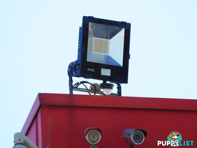 IP65 Water proof LED FLOOD Light 200W - 7000k.240V/50Hz.