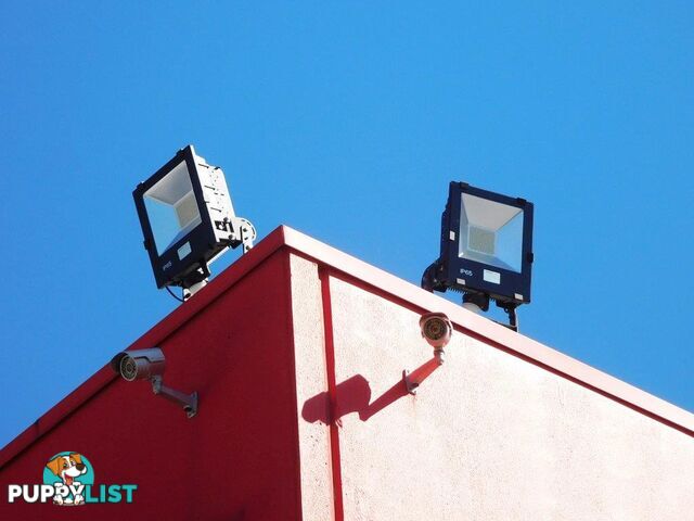 IP65 Water proof LED FLOOD Light 200W - 7000k.240V/50Hz.