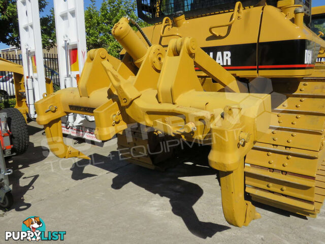 CATERPILLAR D6N XL Bulldozer w Sweeps & Screens