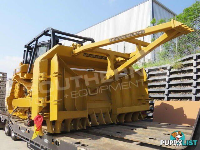 D6R XL Bulldozer SU Blade Stick Rake & Tree Spear fitted