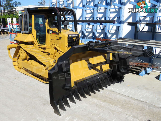 Caterpillar D6N XL Bulldozer Stick Rake Fitted SU Blade