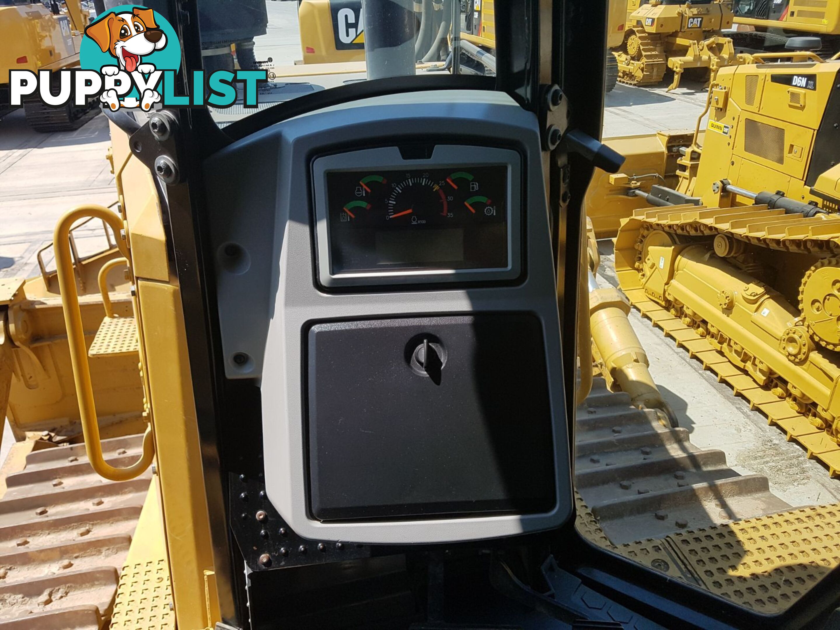 2014 Caterpillar D8T Bulldozer  (Stock No. 92464) 