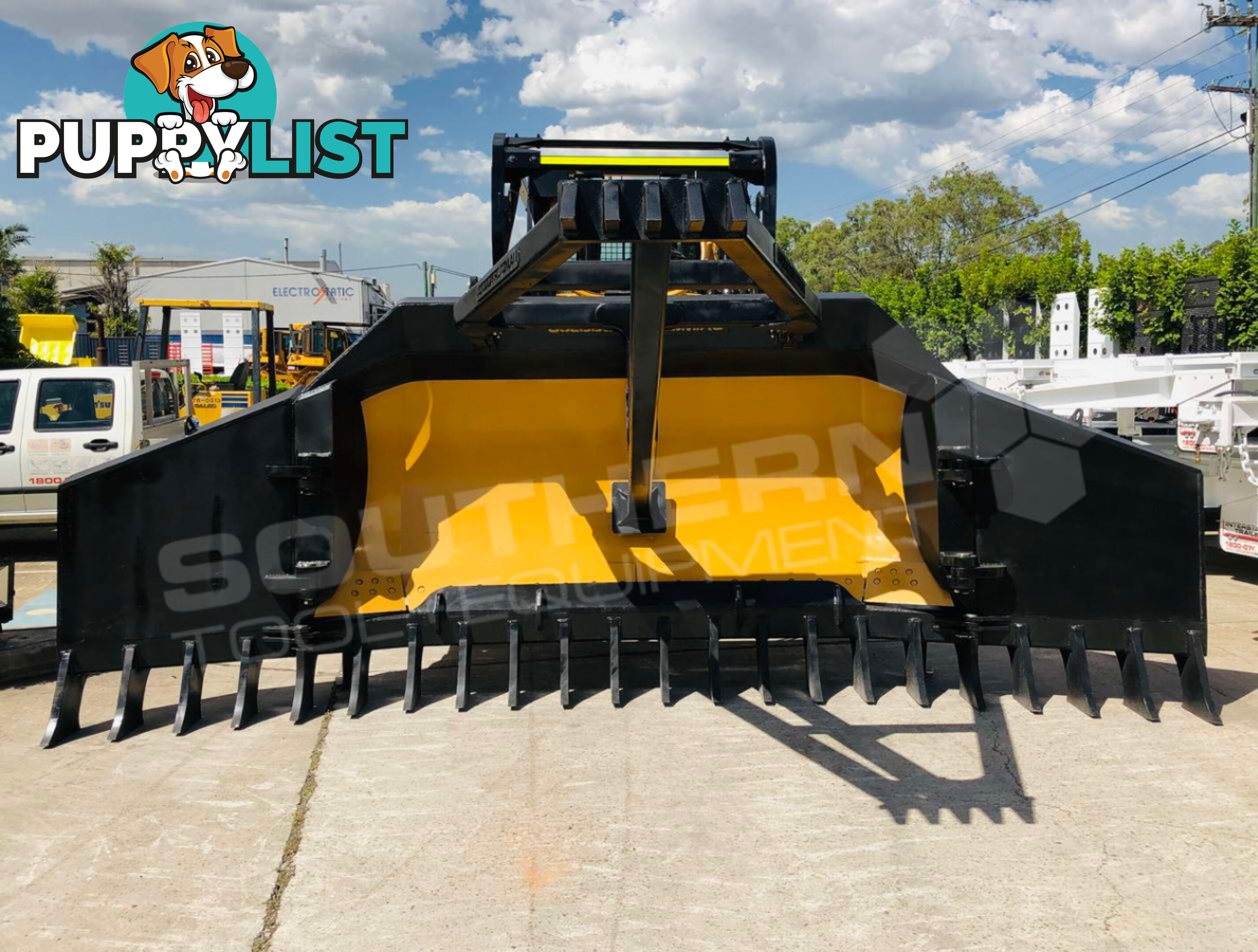 Heavy Duty Caterpillar D6T D6R Dozer Bi-Folding Stick Rake 