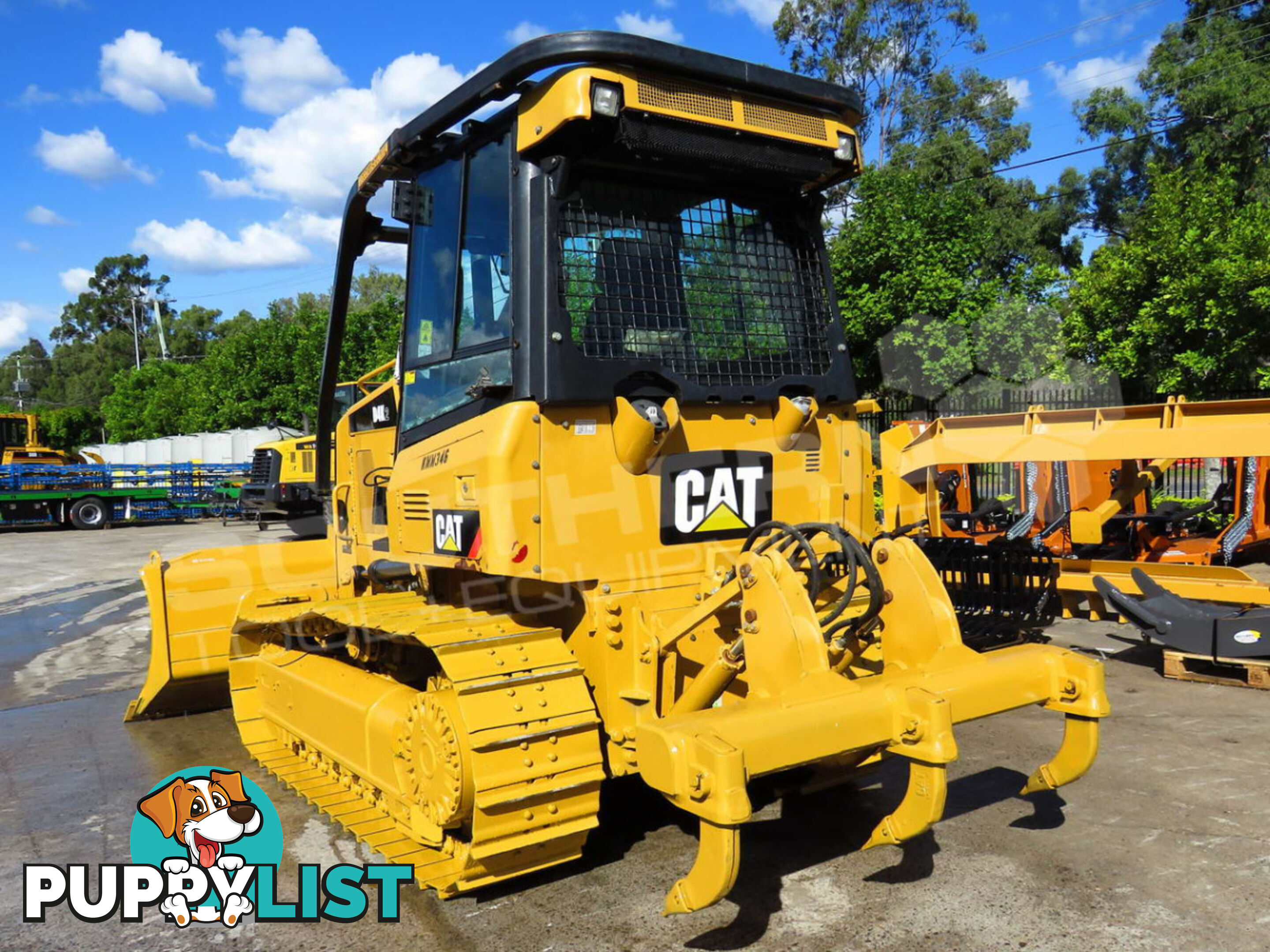 Caterpillar D4K2 XL Bulldozer (Stock No. 2276)