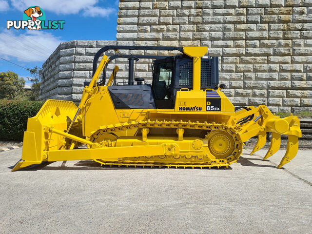 Komatsu D85EX-15E0 dozer (Stock No. 89670) 