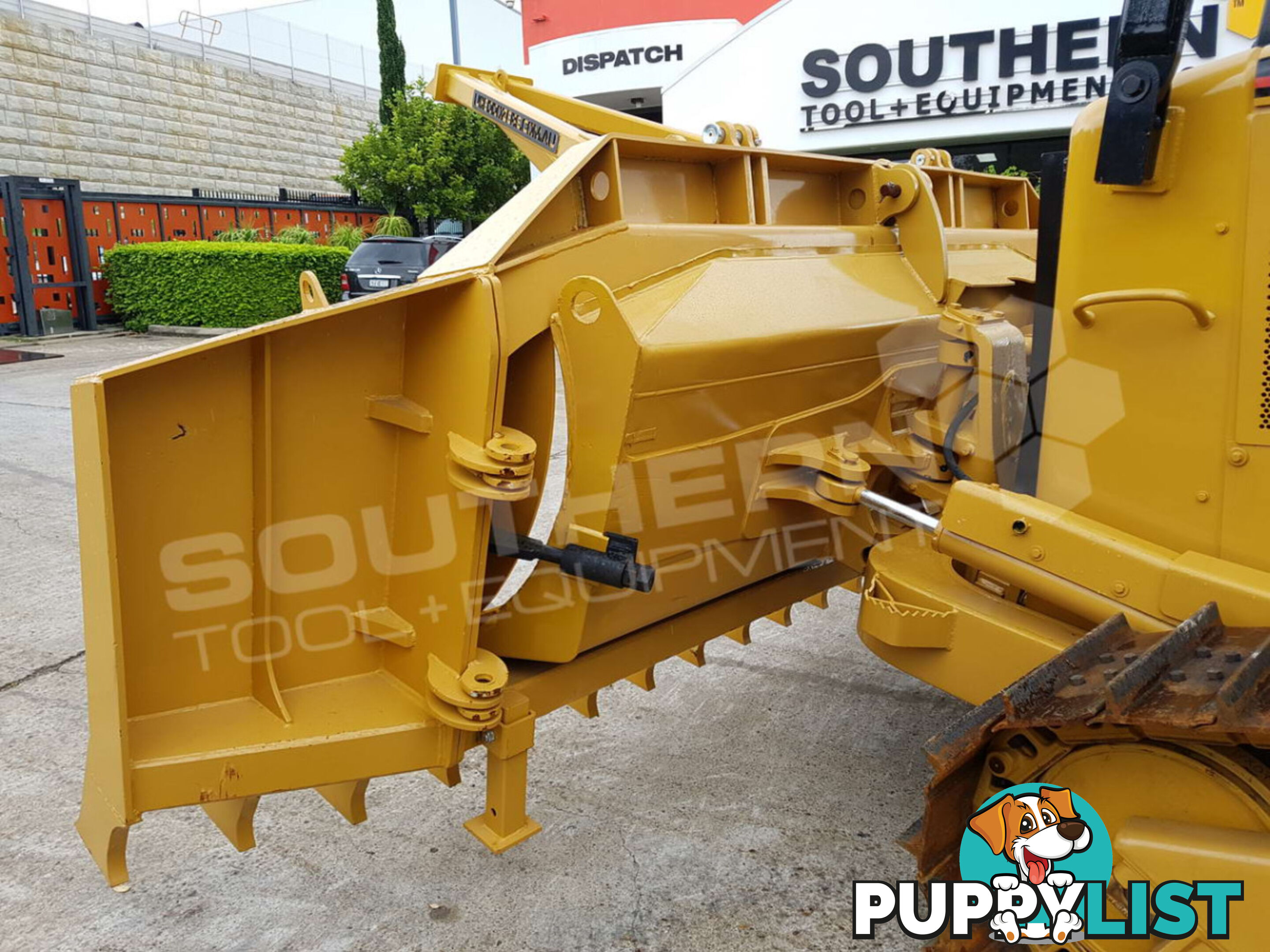 Caterpillar D5N XL Bulldozer with Drive in Stick Rake & Tree Spear 