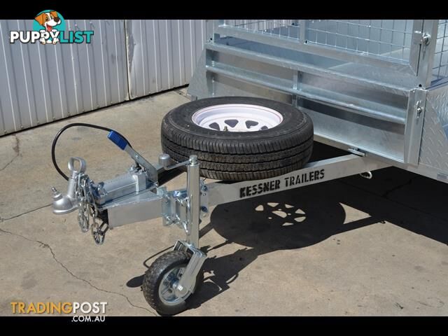 KESSNER TRAILER 7X4 GALVANISED SINGLE AXLE BOX TRAILER WITH BRAKES, CAGE AND RAMPS