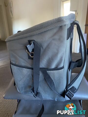 Dog/pet bike carrier