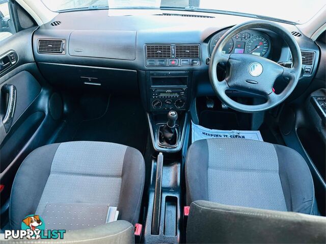 2003 VOLKSWAGEN GOLF 1.6S  5D HATCHBACK