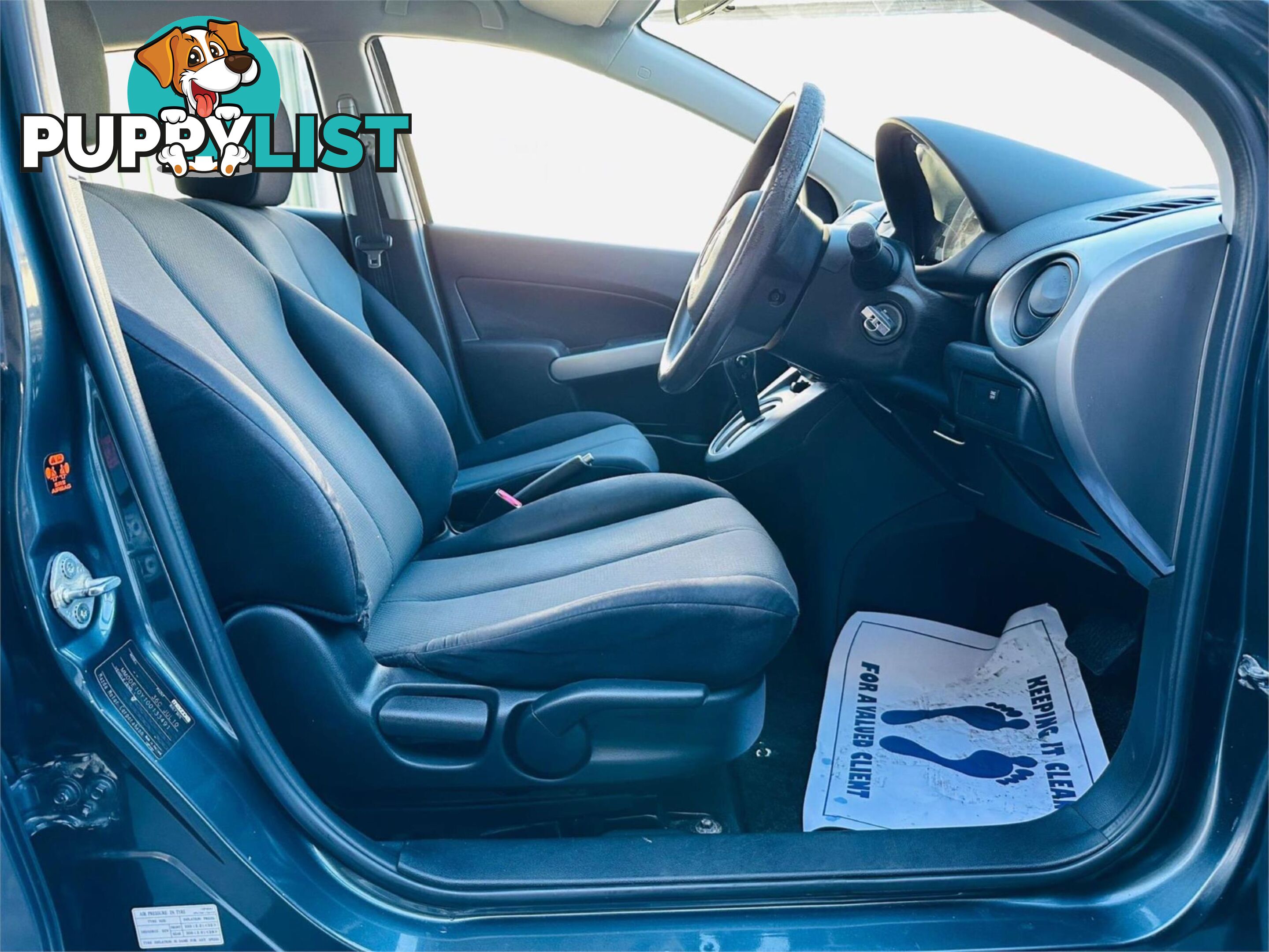 2010 MAZDA MAZDA2 NEO  5D HATCHBACK