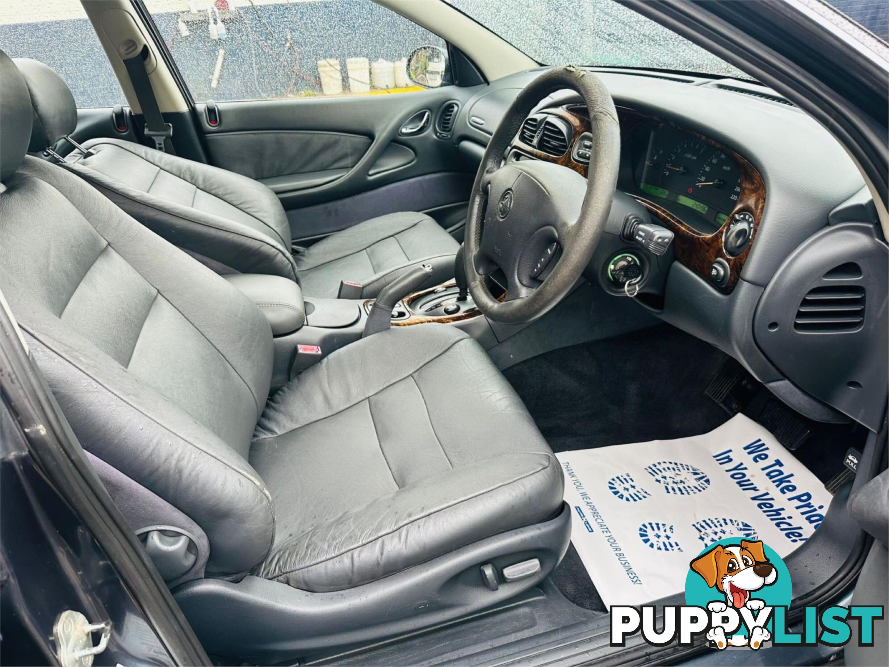 2001 HOLDEN CALAIS   4D SEDAN