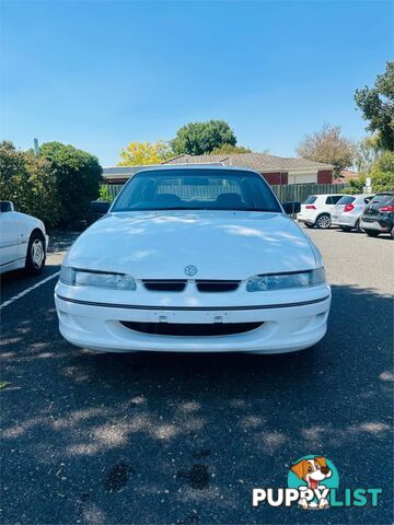 1996 HOLDEN COMMODORE EXECUTIVE  4D SEDAN