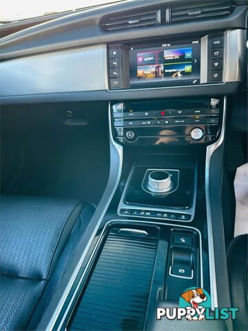 2016 JAGUAR XF 20DPRESTIGE  4D SEDAN