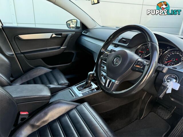 2014 VOLKSWAGEN PASSAT 130TDIHIGHLINE  4D SEDAN