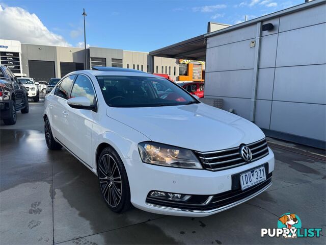 2014 VOLKSWAGEN PASSAT 130TDIHIGHLINE  4D SEDAN