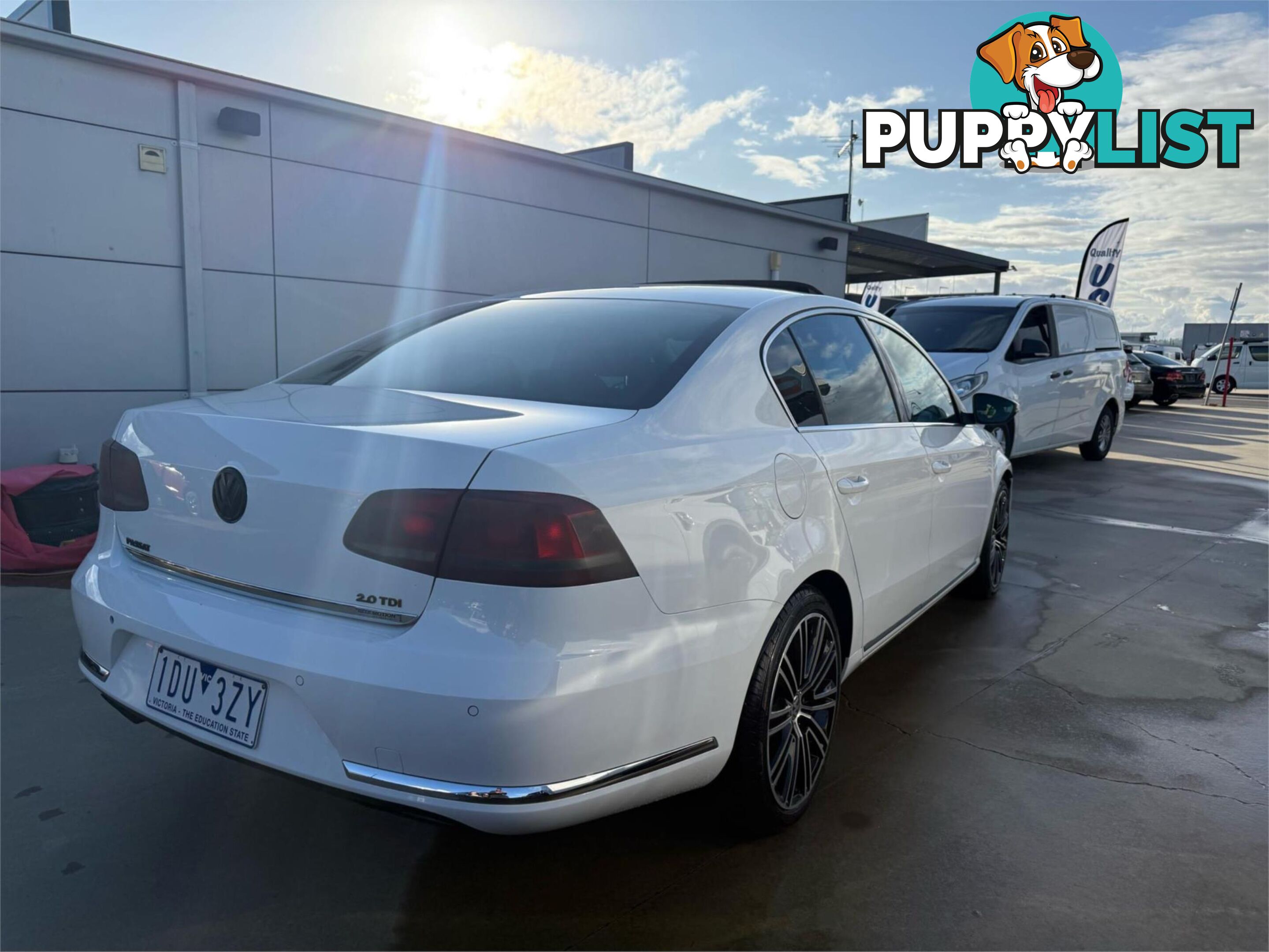 2014 VOLKSWAGEN PASSAT 130TDIHIGHLINE  4D SEDAN