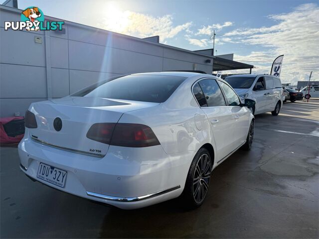 2014 VOLKSWAGEN PASSAT 130TDIHIGHLINE  4D SEDAN