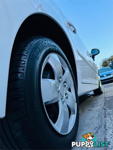 2010 PEUGEOT 207 XT  5D HATCHBACK