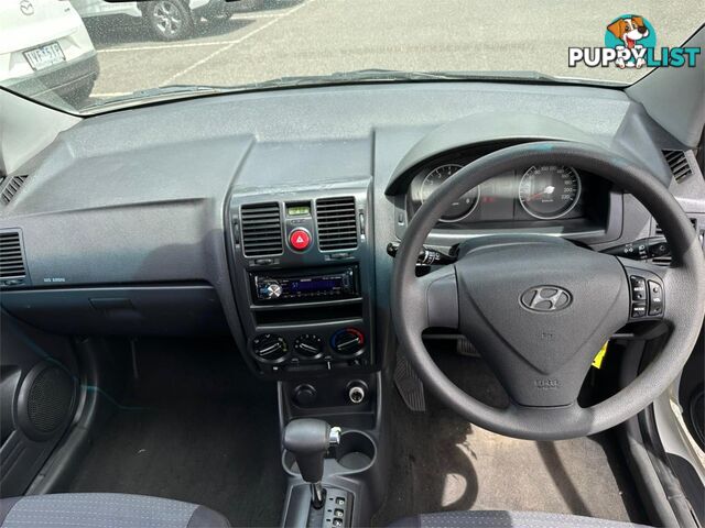 2010 HYUNDAI GETZ S  3D HATCHBACK