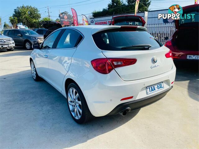 2013 ALFAROMEO GIULIETTA DISTINCTIVE  5D HATCHBACK