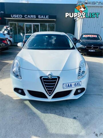 2013 ALFAROMEO GIULIETTA DISTINCTIVE  5D HATCHBACK