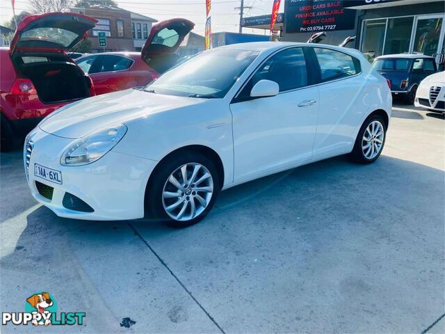 2013 ALFAROMEO GIULIETTA DISTINCTIVE  5D HATCHBACK