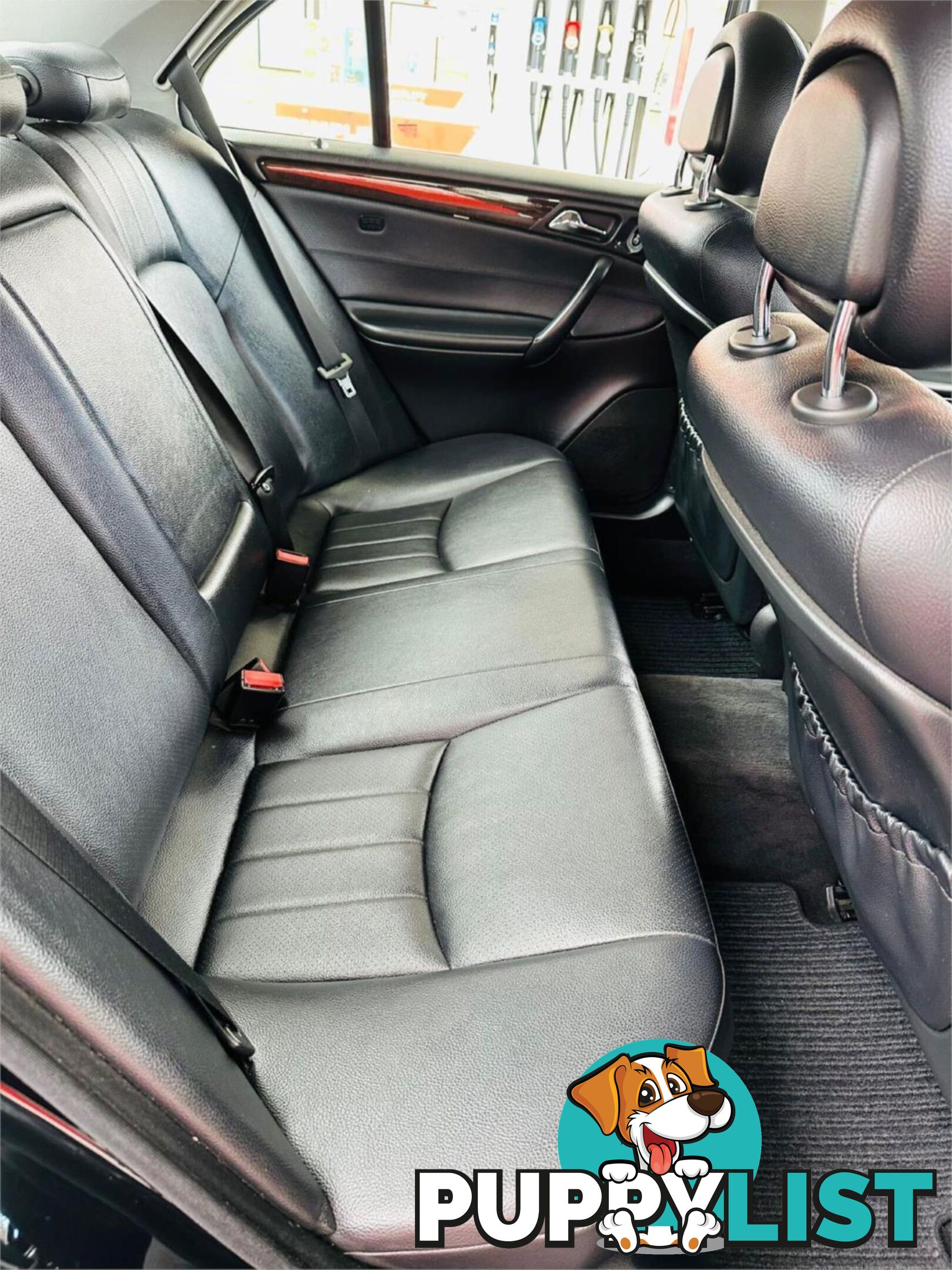 2005 MERCEDES-BENZ C200 KOMPRESSORCLASSIC  4D SEDAN
