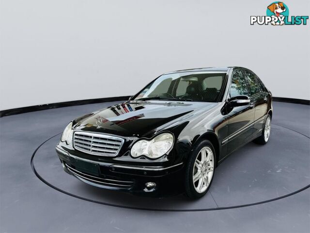 2005 MERCEDES-BENZ C200 KOMPRESSORCLASSIC  4D SEDAN