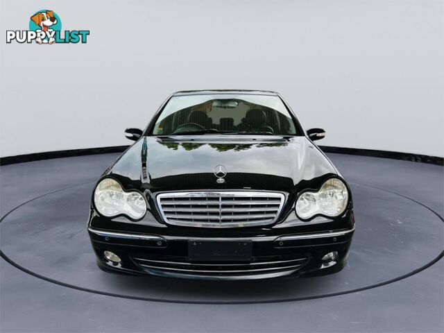 2005 MERCEDES-BENZ C200 KOMPRESSORCLASSIC  4D SEDAN