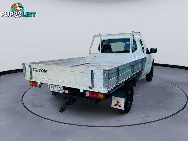 2010 MITSUBISHI TRITON GLX  C/CHAS