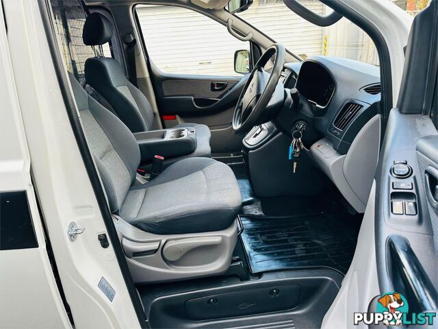 2012 HYUNDAI ILOAD   4D VAN